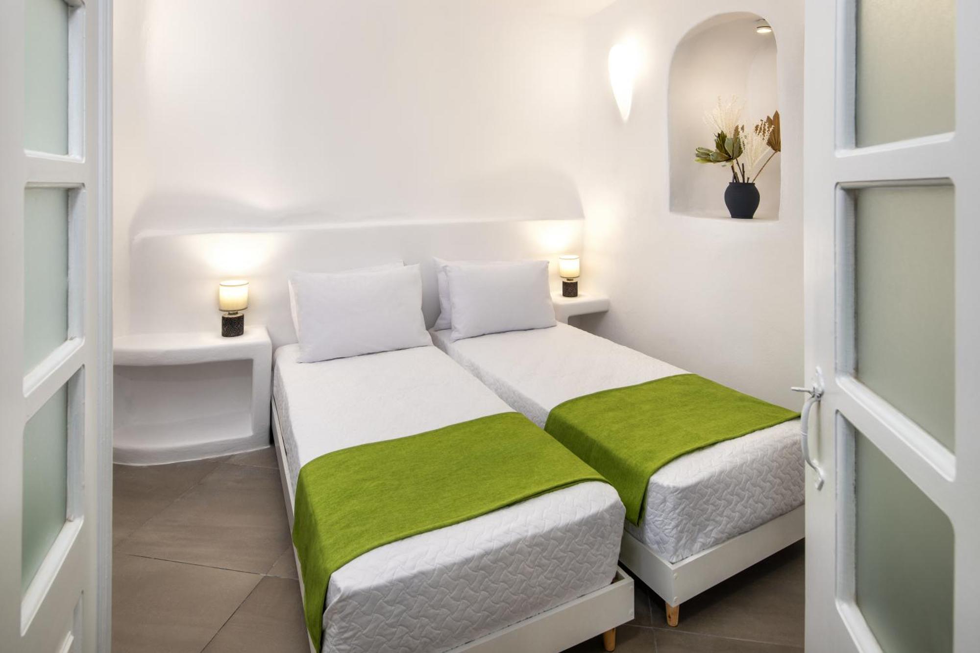 Lava Stone Bed & Breakfast Ía Eksteriør bilde